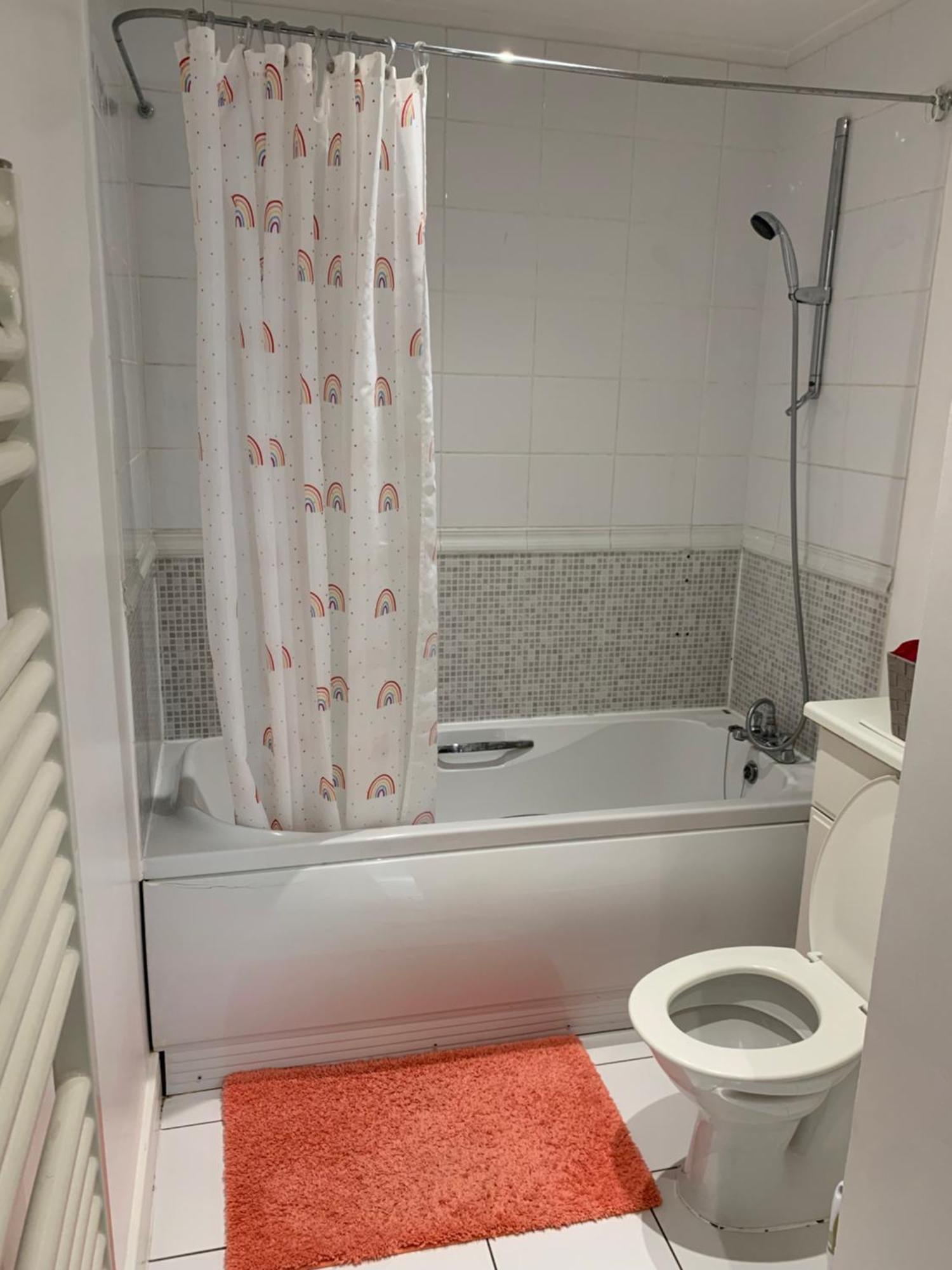 Room In Stratford With Private Bathroom And Parking Londres Extérieur photo